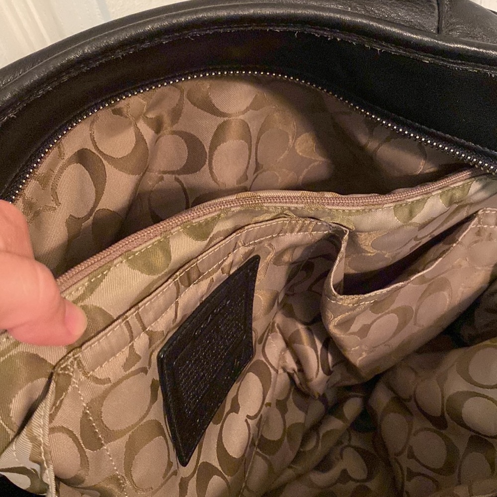 Large Coach Bag - Picture 3 of 16
